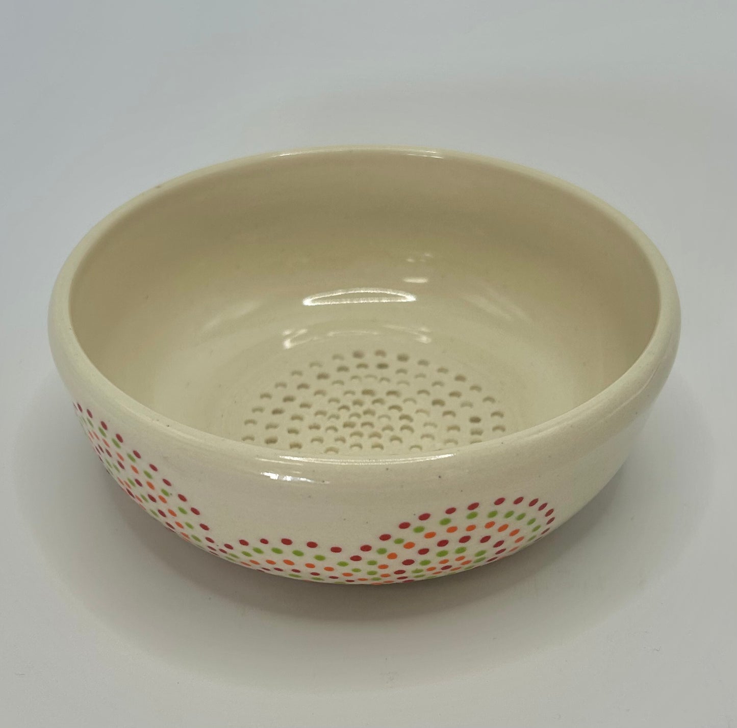 Garden circles garlic grater bowl