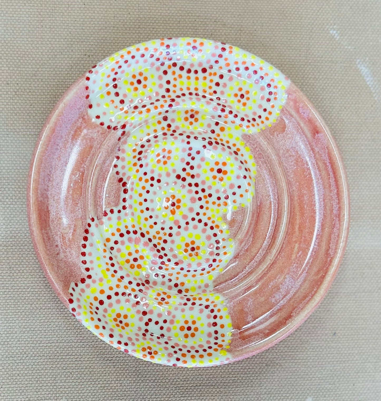 Sunshine circles soap dish