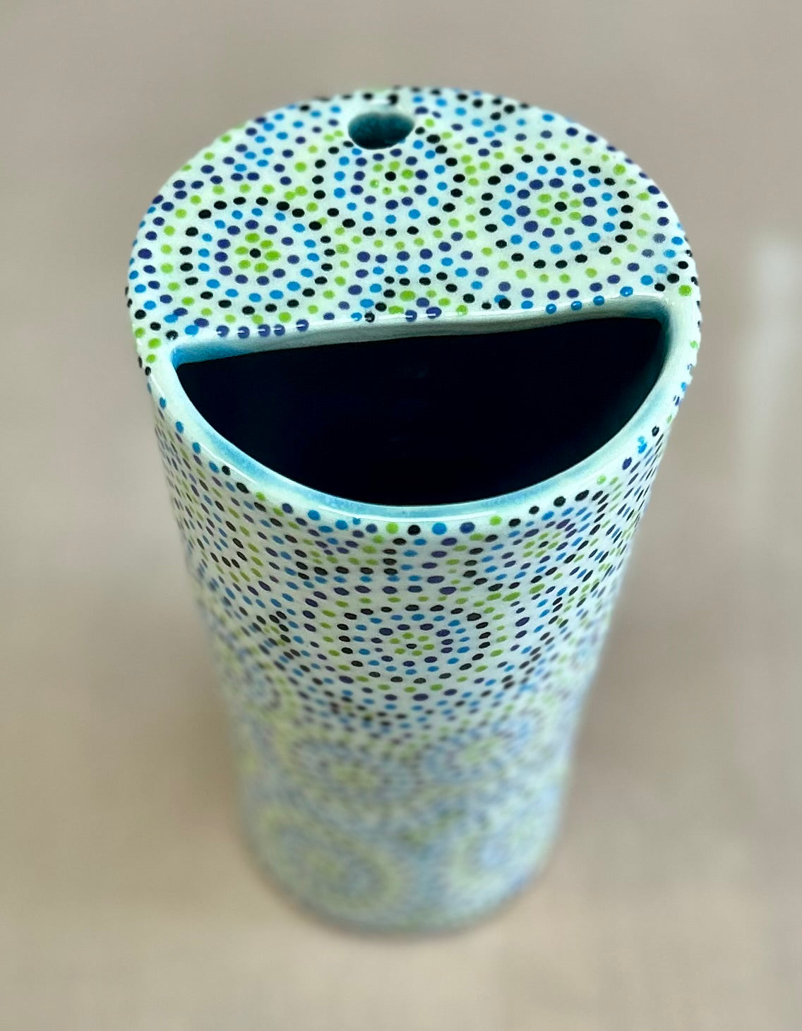 Blue and green circles travel tumbler