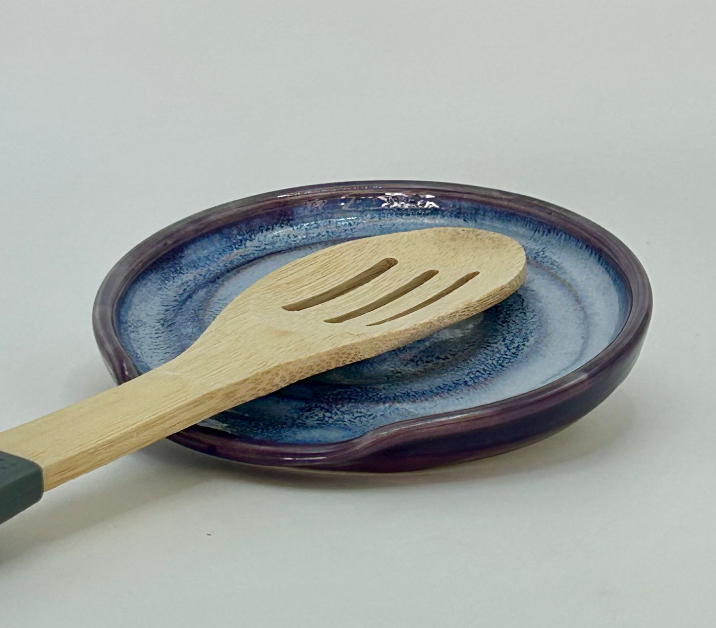Purple crystal spoon rest